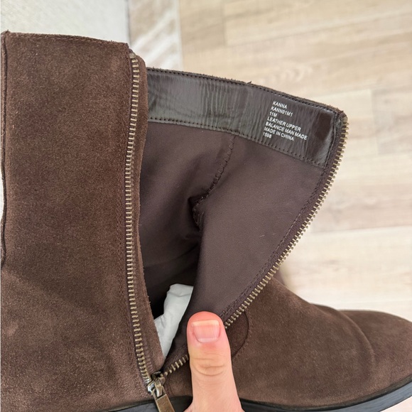 Steve Madden Dark Brown Suede Boots size 11 Mens main image 10